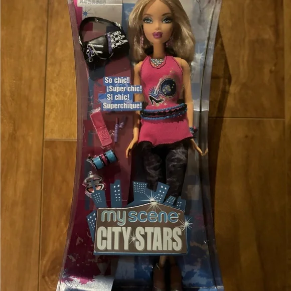 NWT My Scene *RARE* City Stars Kennedy 2006 - Picture 1 of 6